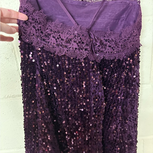 NWT Free People Sequined & Lace Spaghetti Strap Dress in Deep Plum - Picture 5 of 7